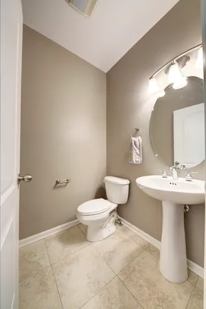 $425,000 | 2591 West Towne Street, Ann Arbor, MI 48103