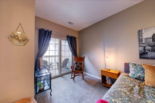 $425,000 | 2591 West Towne Street, Ann Arbor, MI 48103