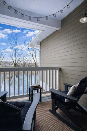 $425,000 | 2591 West Towne Street, Ann Arbor, MI 48103