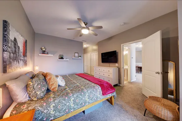 $425,000 | 2591 West Towne Street, Ann Arbor, MI 48103