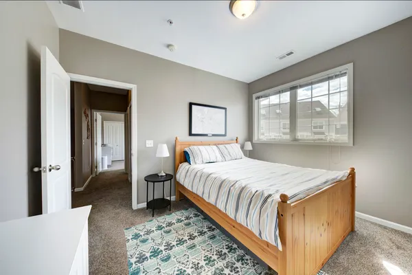 $425,000 | 2591 West Towne Street, Ann Arbor, MI 48103