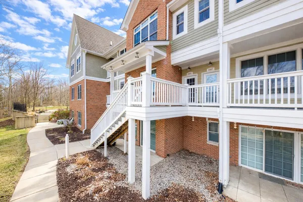 $425,000 | 2591 West Towne Street, Ann Arbor, MI 48103