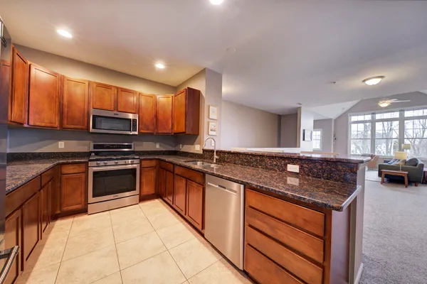$425,000 | 2591 West Towne Street, Ann Arbor, MI 48103
