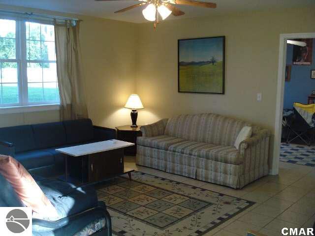 4532 South Crawford Road Mount Pleasant, MI 48858 - Photo 7 of 25 1766524-6.JPG