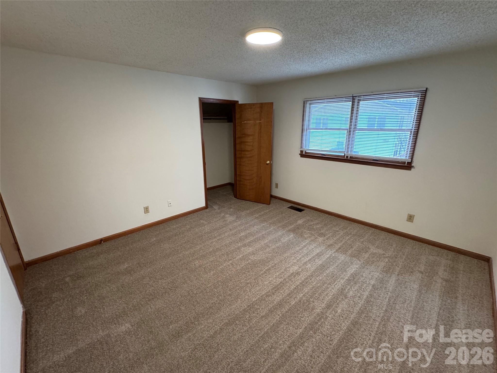 2033 Oakdale Road, Unit F Charlotte, NC 28216 - Photo 10 of 10