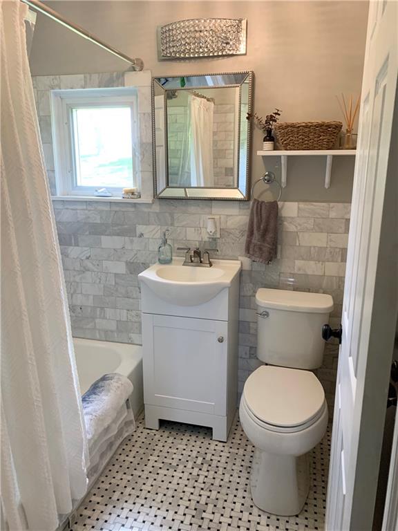 1043 Chapel Road Monaca, PA 15061 - Photo 14 of 21 Gallery Image 14