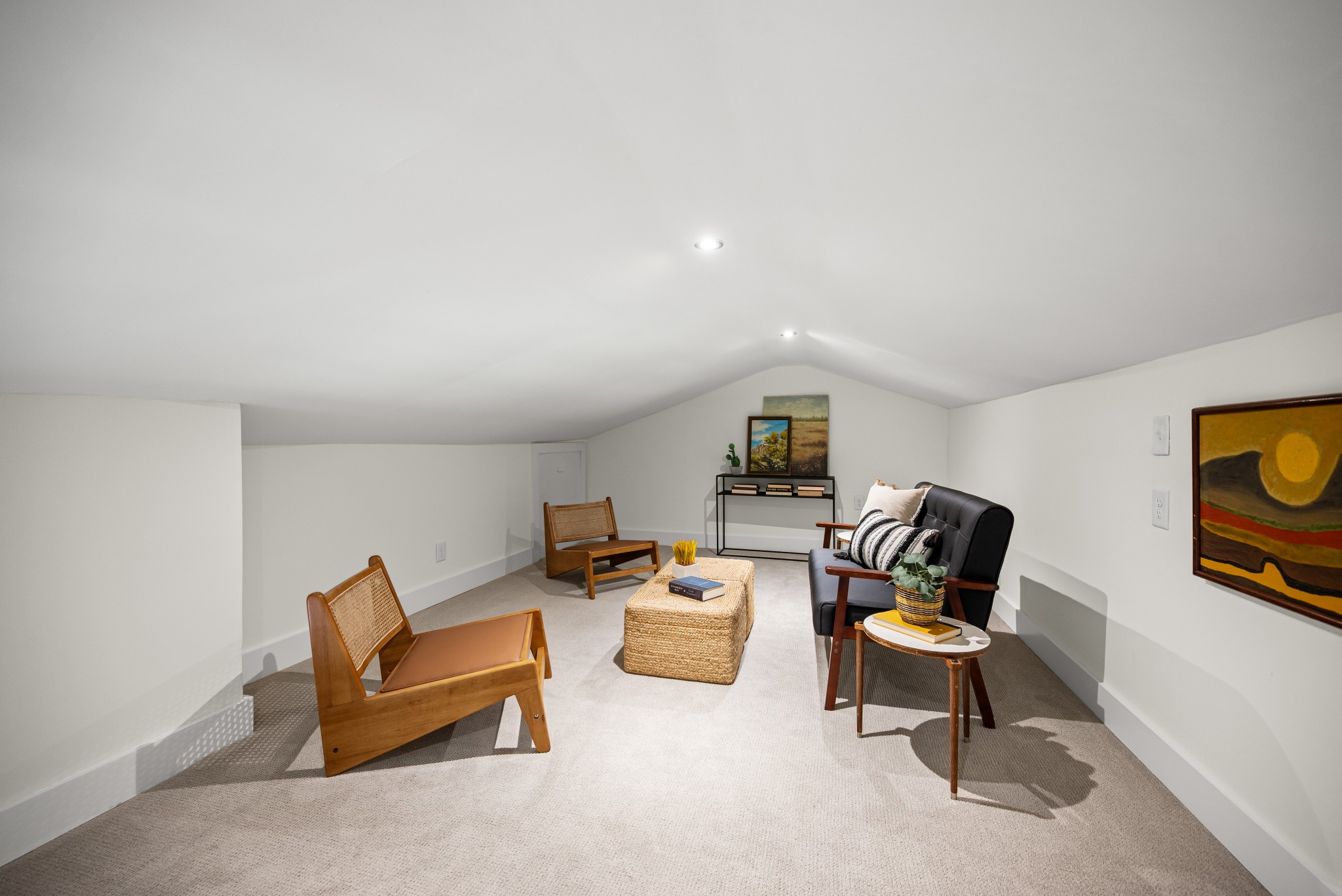 1815 3rd Avenue North Nashville, TN 37208 - Photo 30 of 44 a living room with furniture and a piano