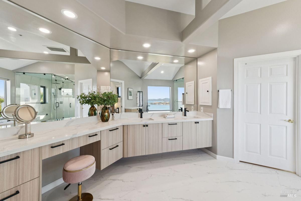 207 Taylor Road Tiburon, CA 94920 - Photo 29 of 67 Gallery Image 29