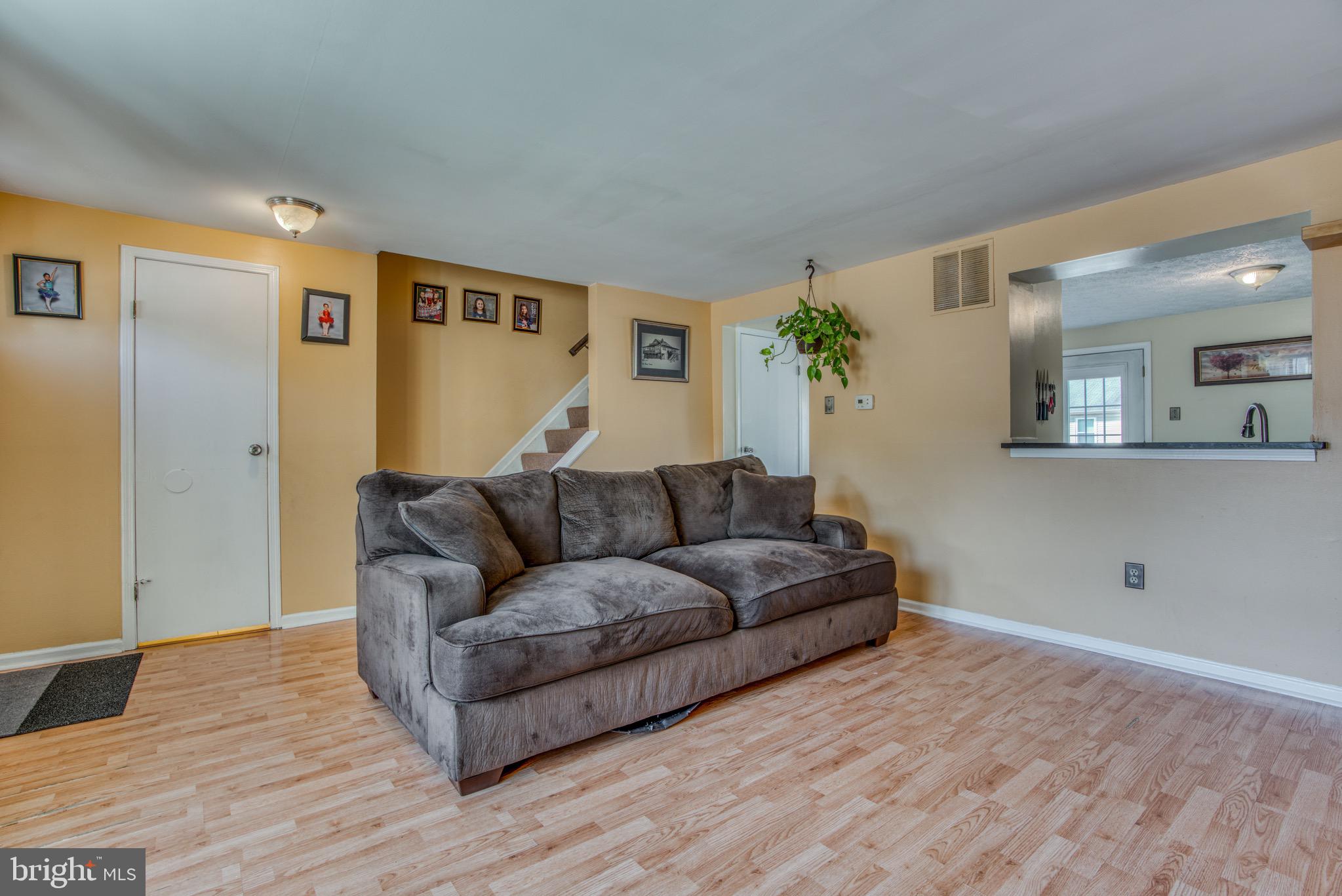 6 Trailwood Road Baltimore, MD 21236 - Photo 3 of 33 Gallery Image 3