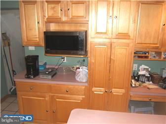 462 Thatcher Road Springfield, PA 19064 - Photo 6 of 11 Kitchen
