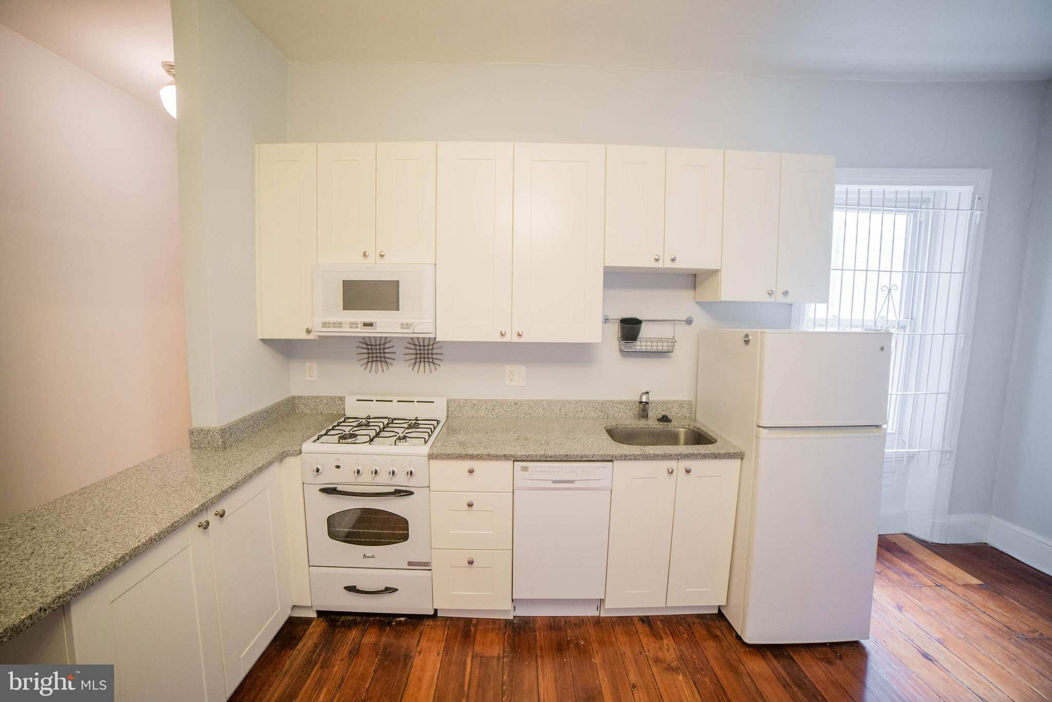 1928 Spruce Street, Unit 3F Philadelphia, PA 19103 - Photo 5 of 11