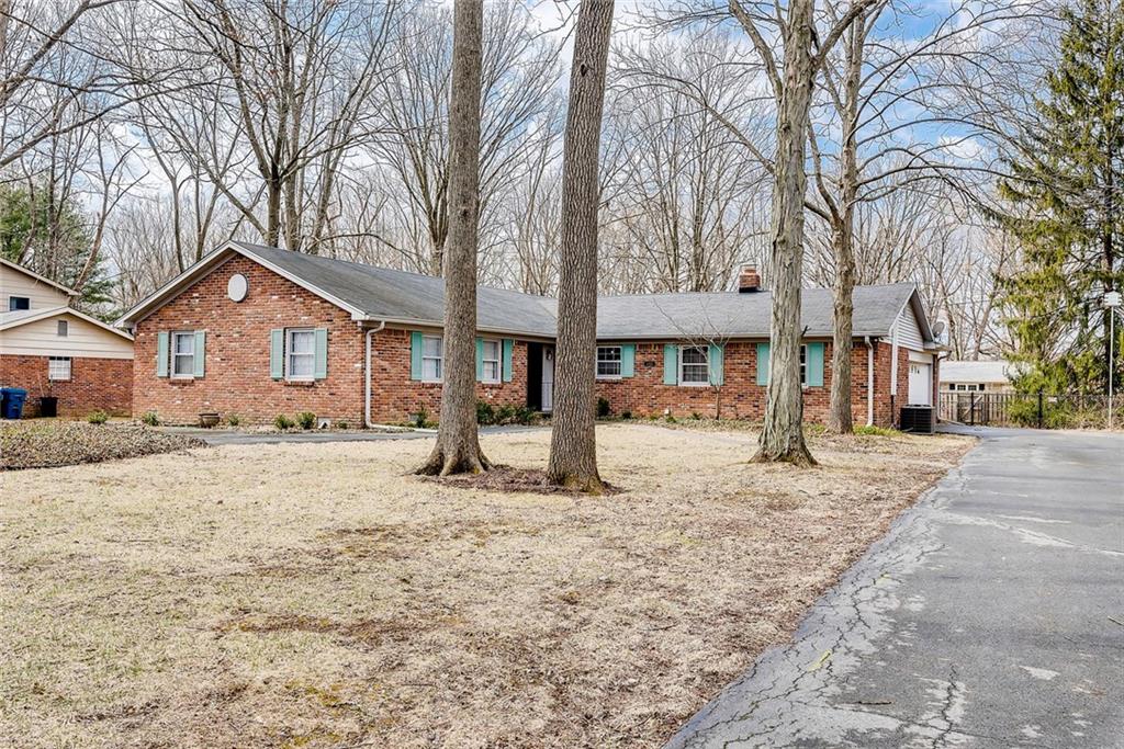 4542 Manning Road Indianapolis, IN 46228 - Photo 3 of 35 Gallery Image 3
