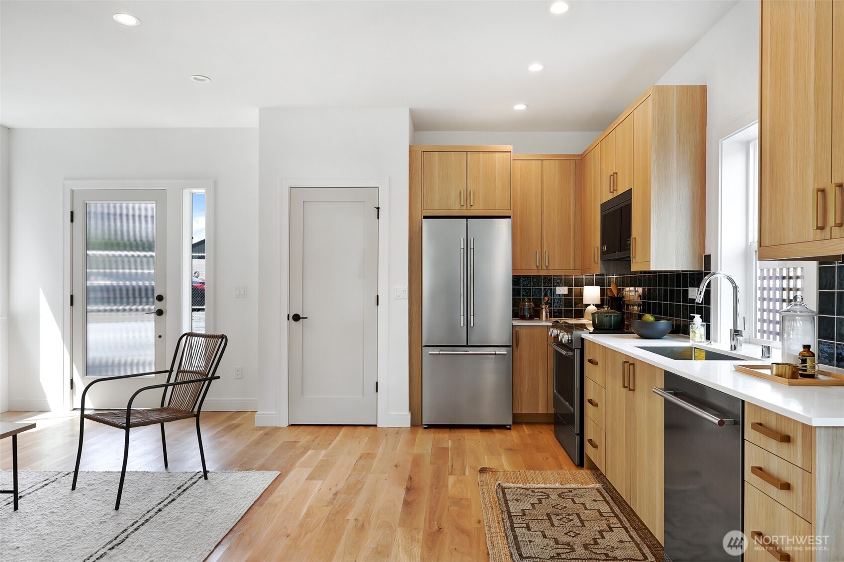 8738 13th Avenue Northwest Seattle, WA 98117 - Photo 11 of 27