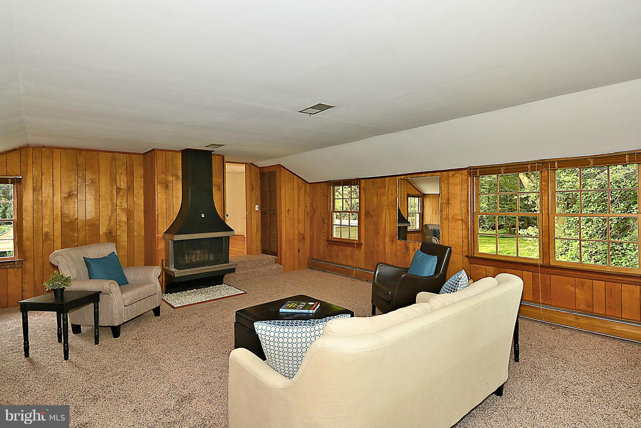 9480 Seven Locks Road Bethesda, MD 20817 - Photo 16 of 30 Master Bedroom Sitting Room
