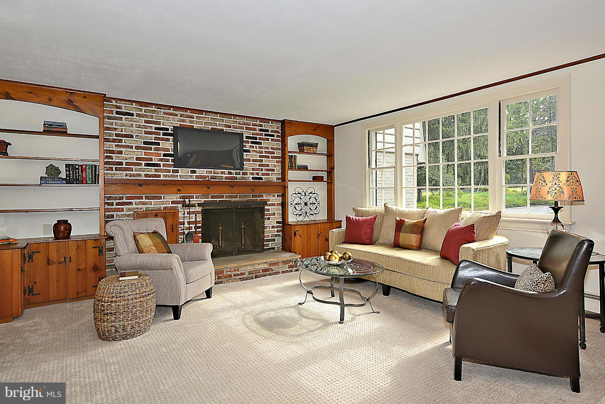 9480 Seven Locks Road Bethesda, MD 20817 - Photo 10 of 30 Family Room