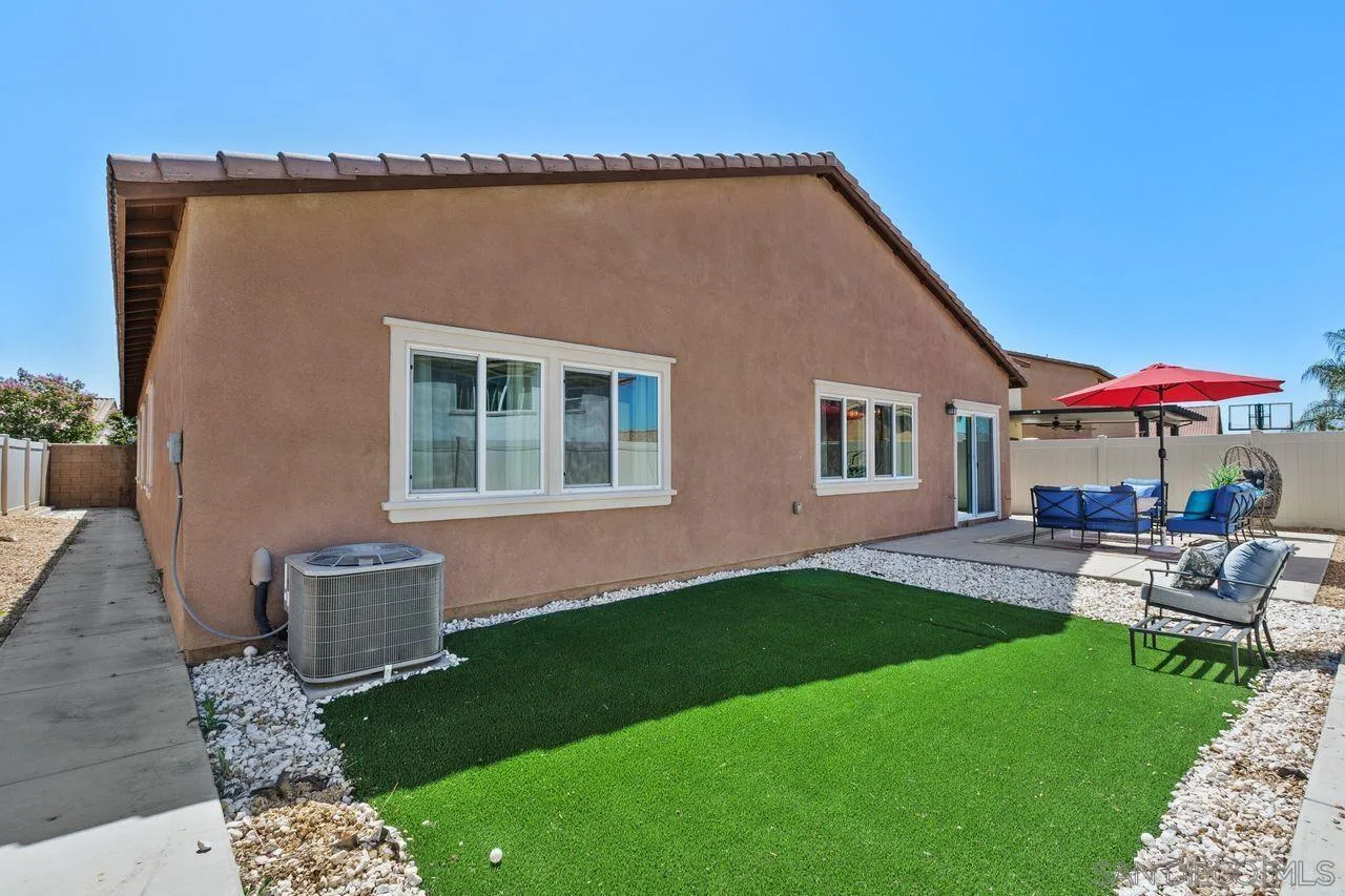 34751 Ribbon Grass Way Murrieta, CA 92563 - Photo 34 of 48