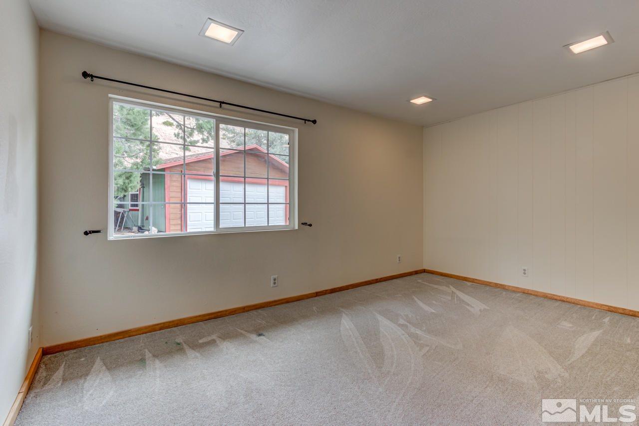 15920 Toll Road Reno, NV 89521 - Photo 19 of 24 an empty room with a window
