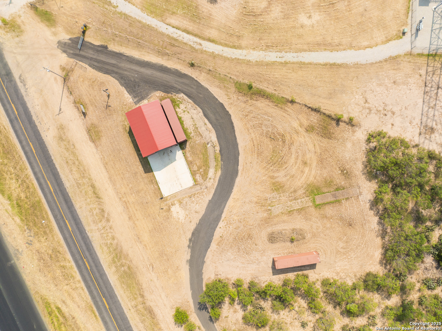 14951 Interstate 35 Moore, TX 78057 - Photo 9 of 26