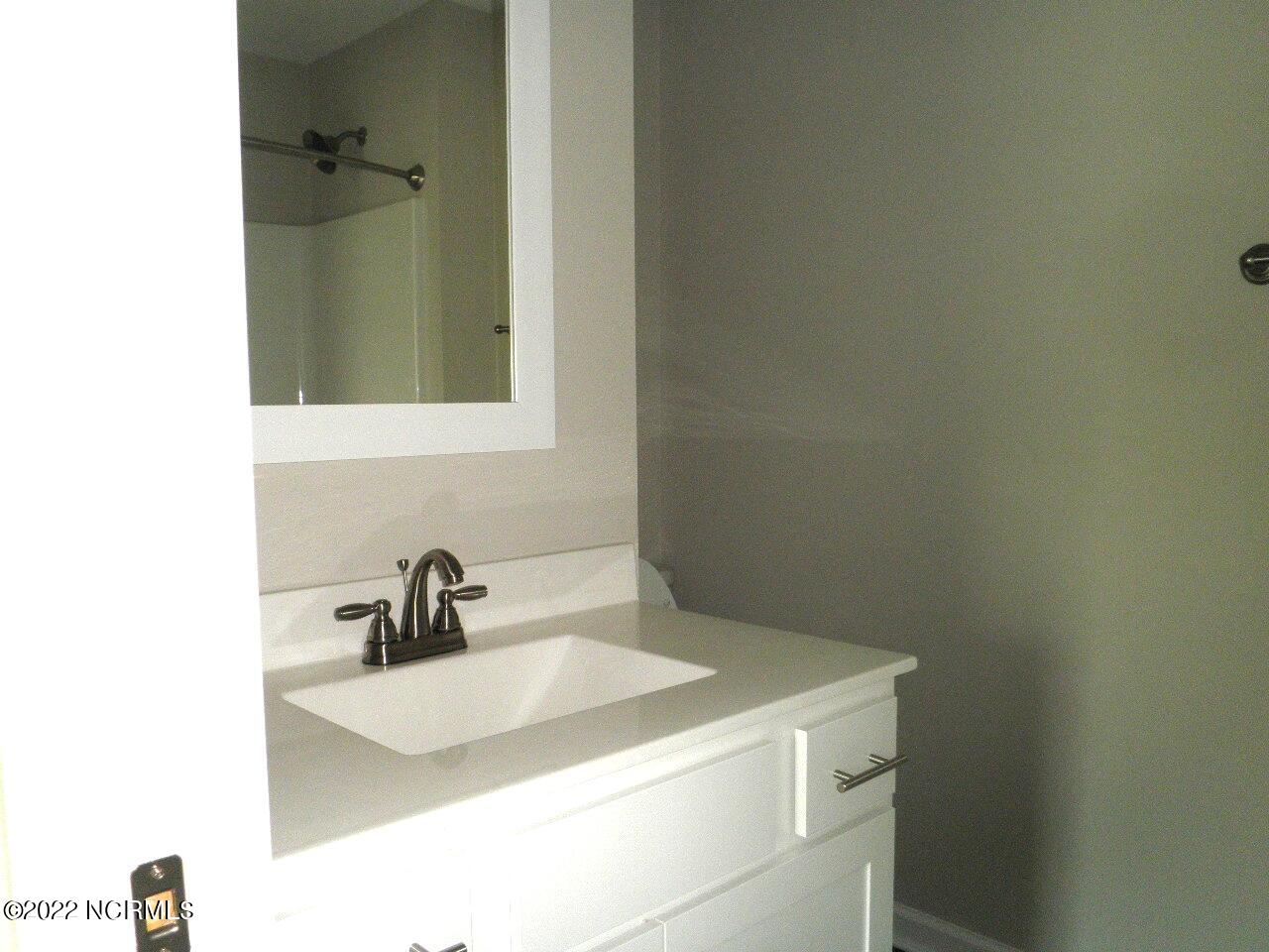 175 Old Murdoch Road, Unit 705 Morehead City, NC 28570 - Photo 26 of 27 P6010172