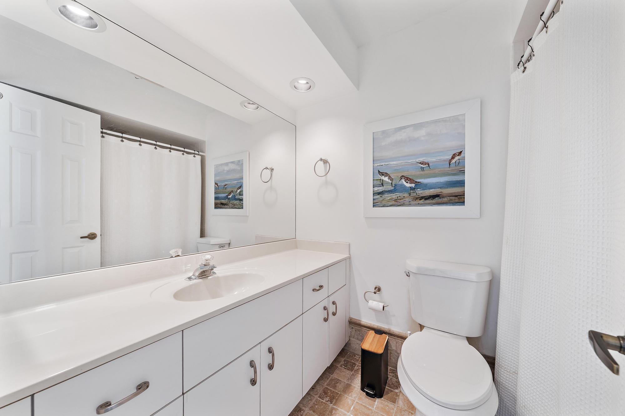 1217 Ocean Dunes Circle Jupiter, FL 33477 - Photo 20 of 36 Full Bath
