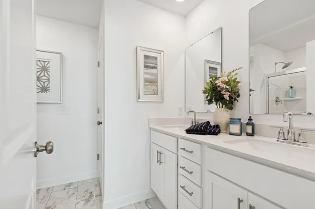 $449,995 | 178 Ridgeview Lane, Elko New Market, MN 55054