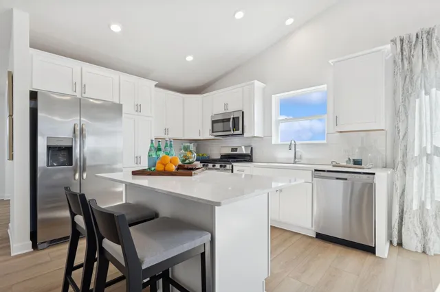 $449,995 | 178 Ridgeview Lane, Elko New Market, MN 55054