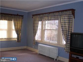89 West Upper Ferry Road Ewing, NJ 08628 - Photo 2 of 12