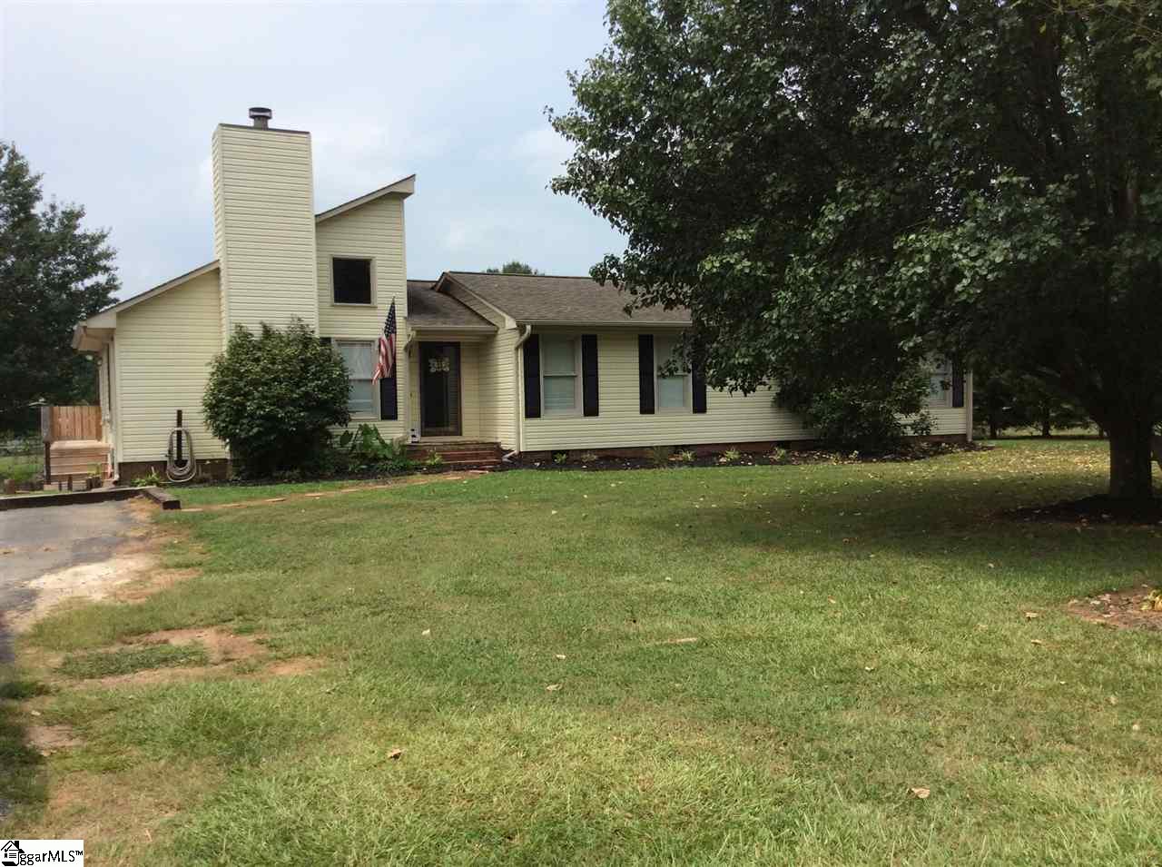 713 Jameson Road Easley, SC 29640 - Photo 1 of 19