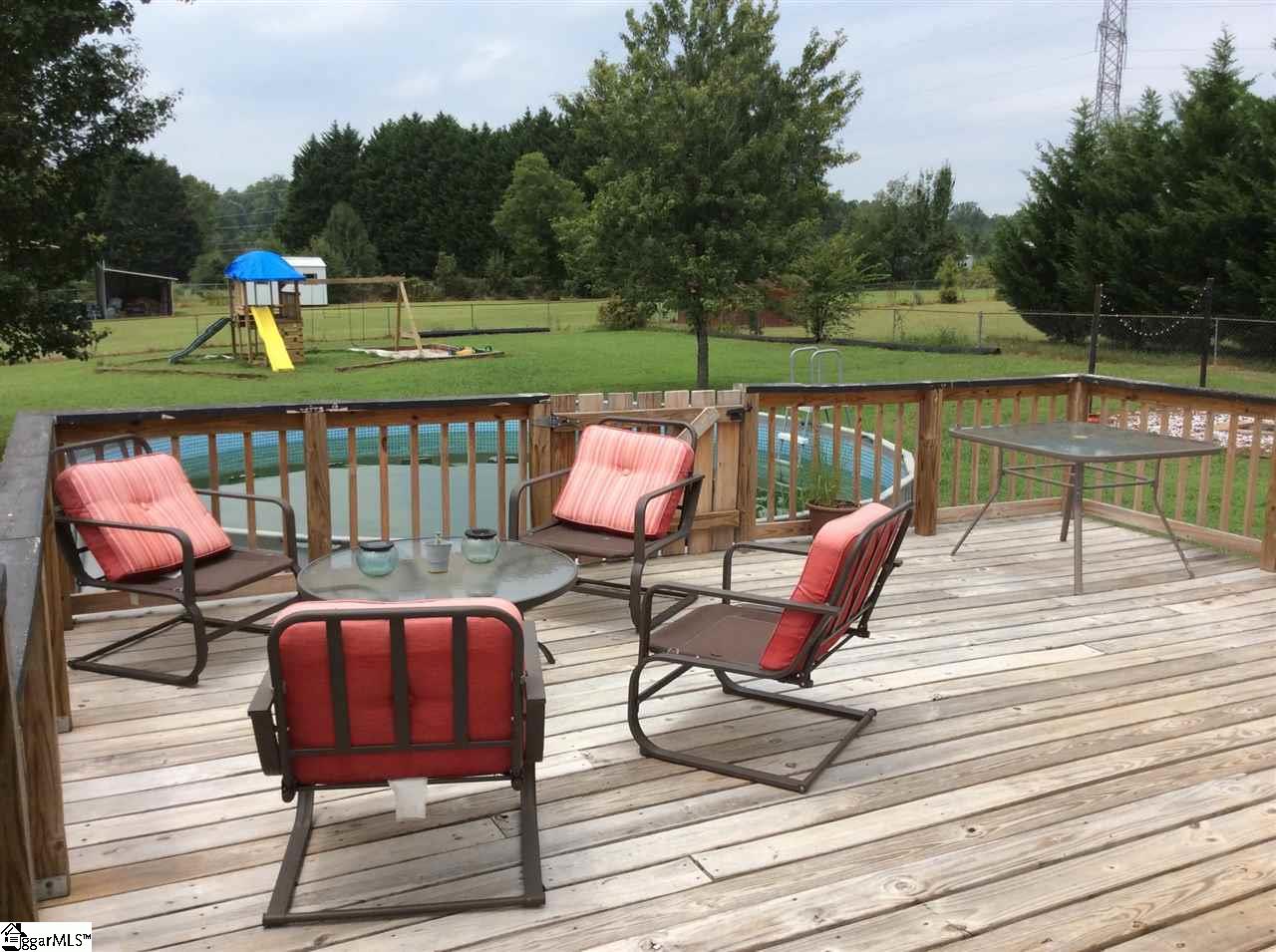 713 Jameson Road Easley, SC 29640 - Photo 3 of 19