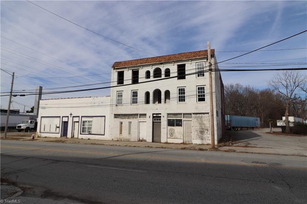 1650 West English Rd  