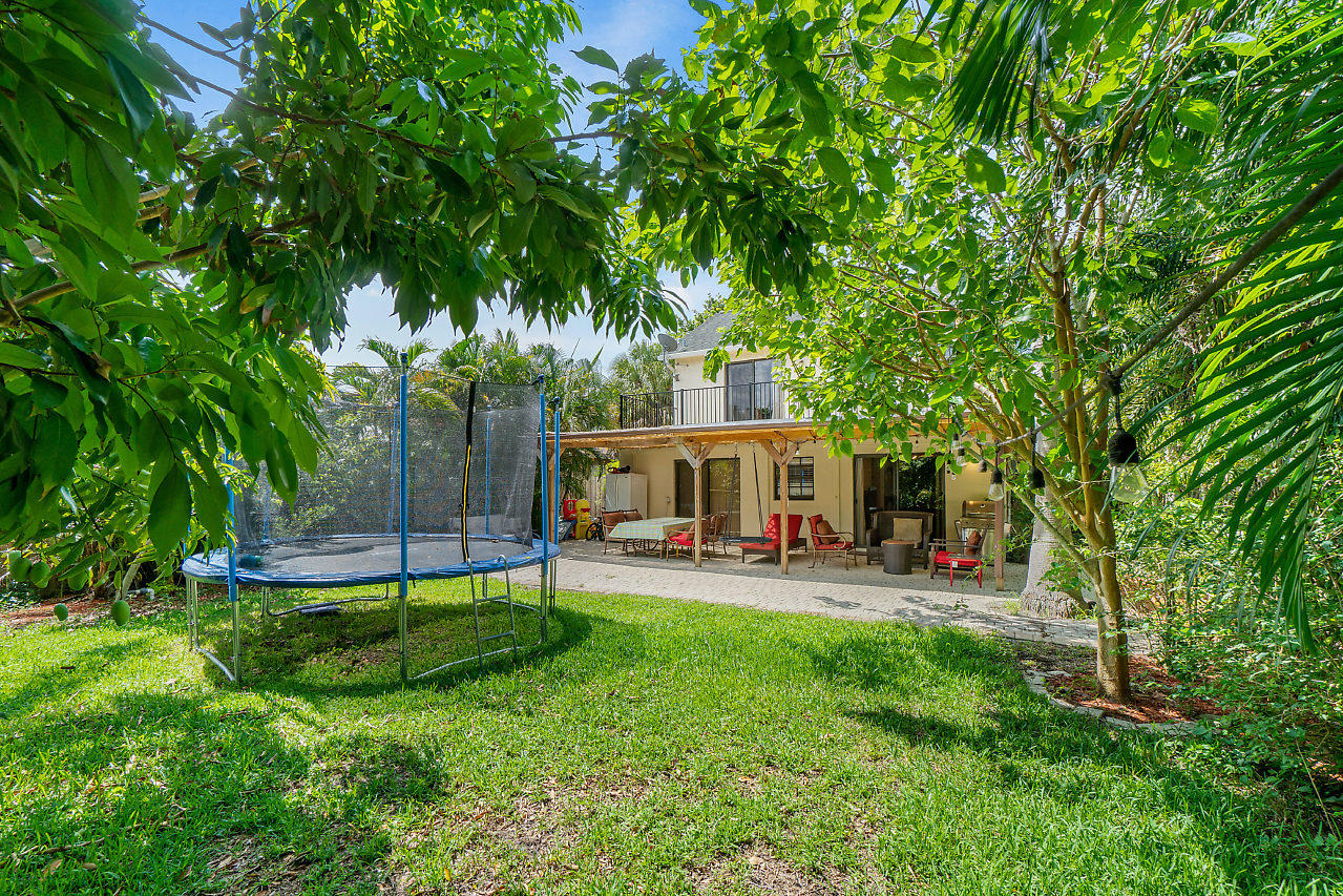 5087 Madison Road Delray Beach, FL 33484 - Photo 30 of 32 030-5087MadisonRd-DelrayBeach-FL-small