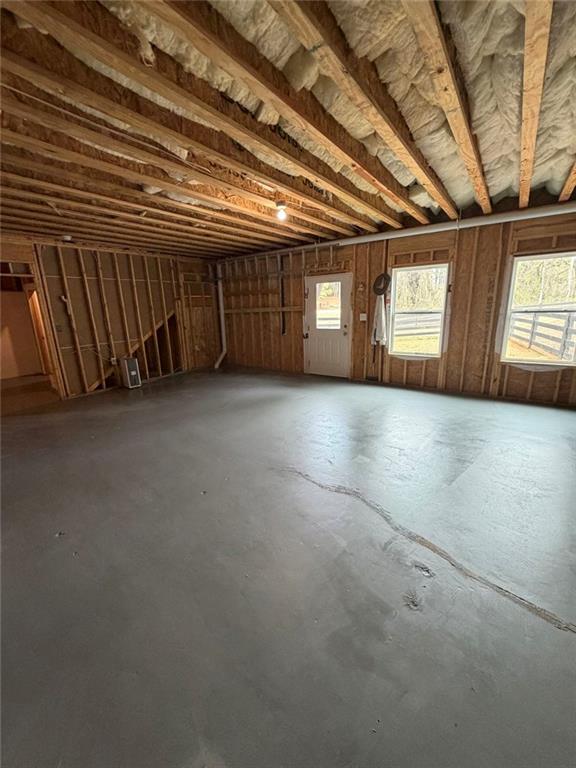 564 Old Airport Road Commerce, GA 30530 - Photo 29 of 39 a view of large room
