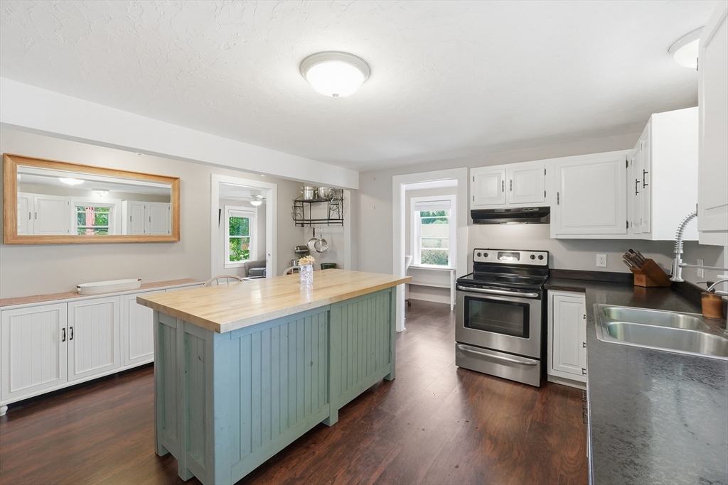 20 Old Providence Road Sutton, MA 01590 - Photo 9 of 38 Gallery Image 9
