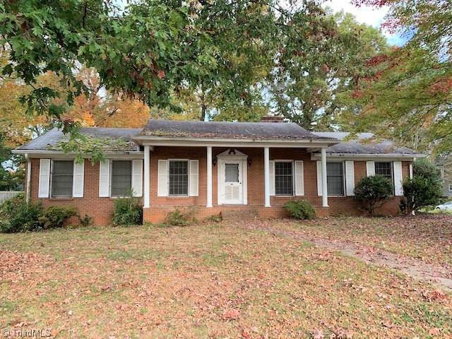 909 Oakview Road High Point, NC 27265 - Photo 2 of 19