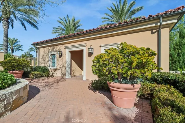 $1,850,000 | 110 Globe, Irvine, CA 92618