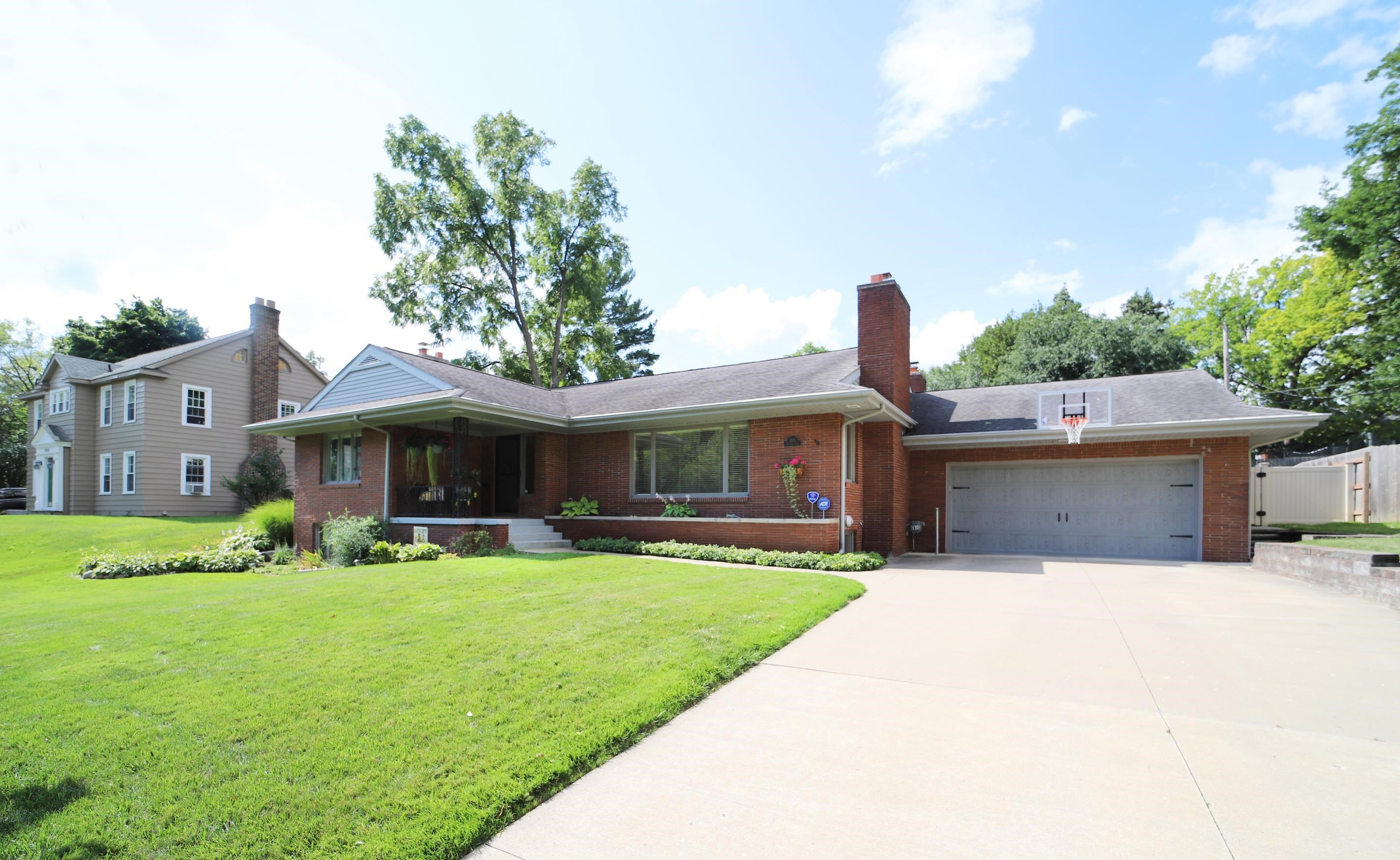 1910 Hampden Road Flint, MI 48503 - Photo 37 of 38 50088681-36.JPG