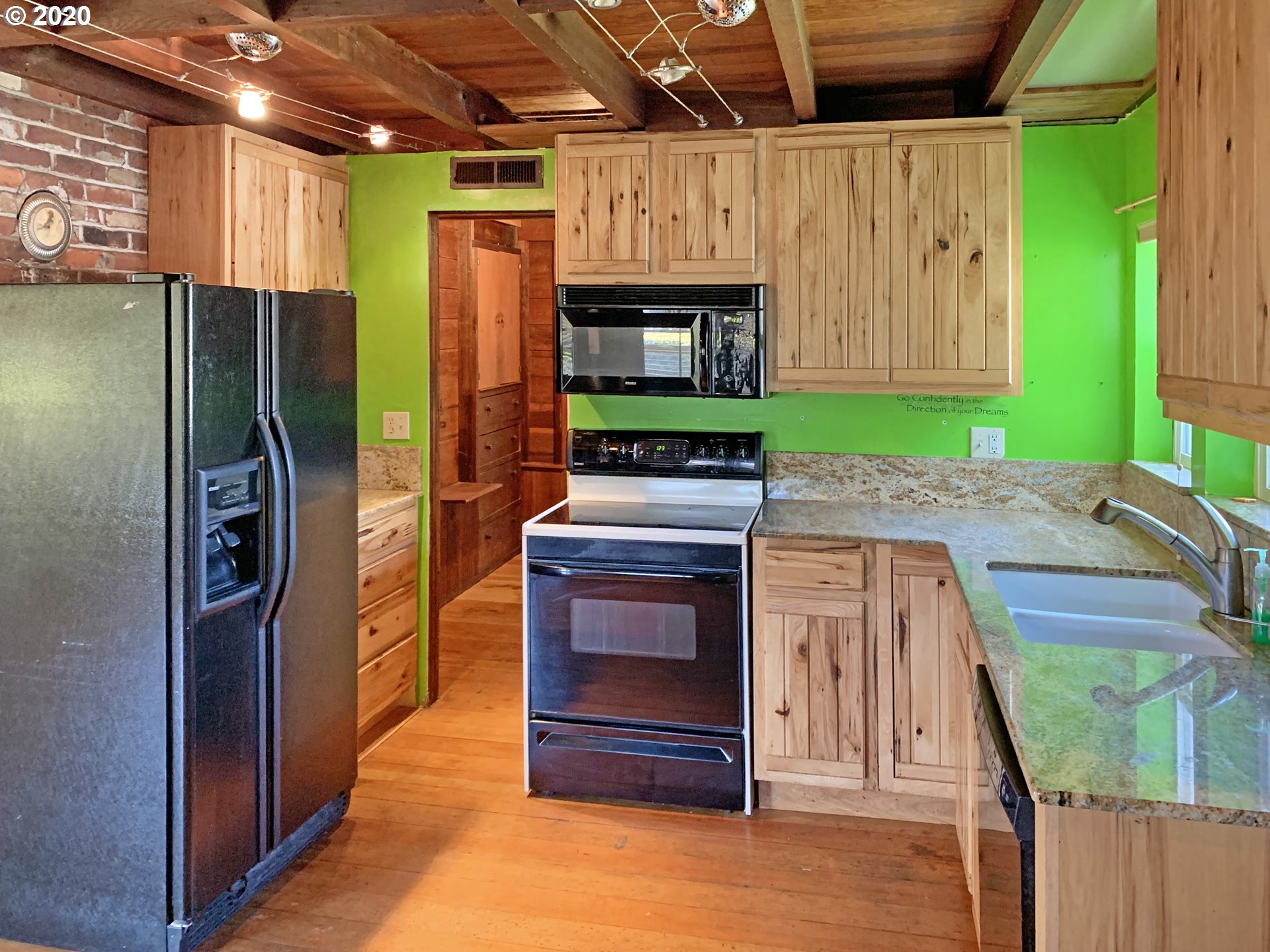 15936 Short Way Brookings, OR 97415 - Photo 9 of 32 Gallery Image 9