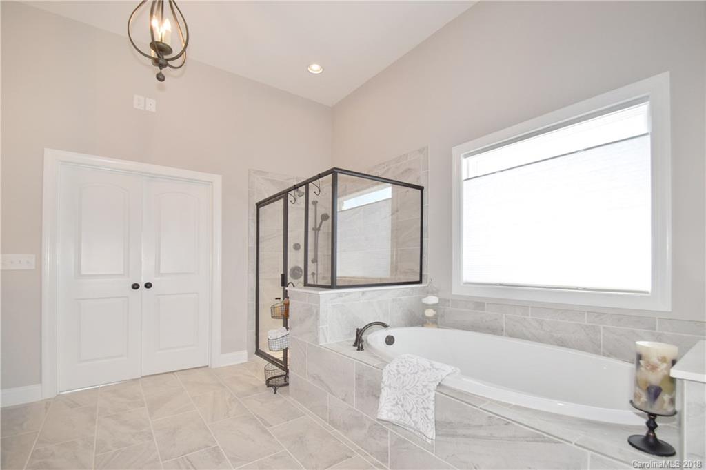 122 Overlook Ridge Lane Davidson, NC 28036 - Photo 20 of 27 Gallery Image 20