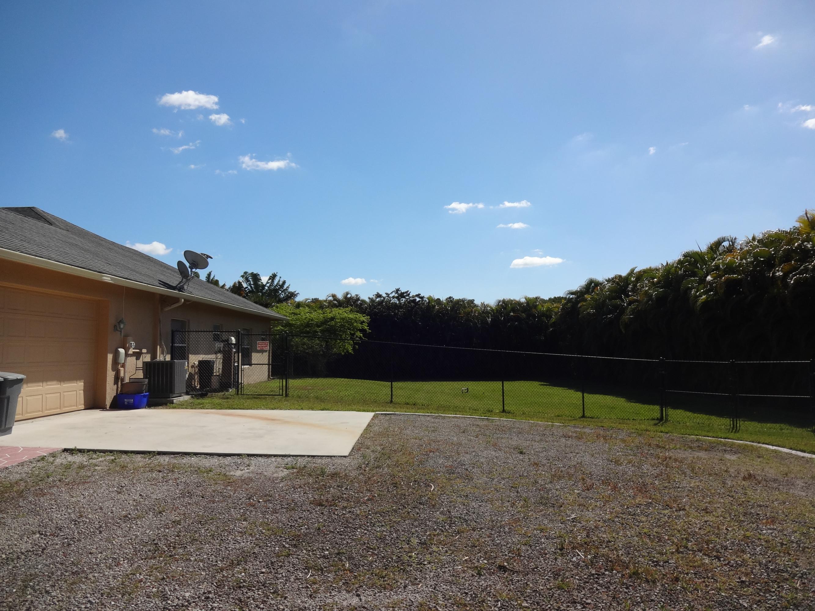 17072 42nd Road North Loxahatchee, FL 33470 - Photo 3 of 47 DSC02423