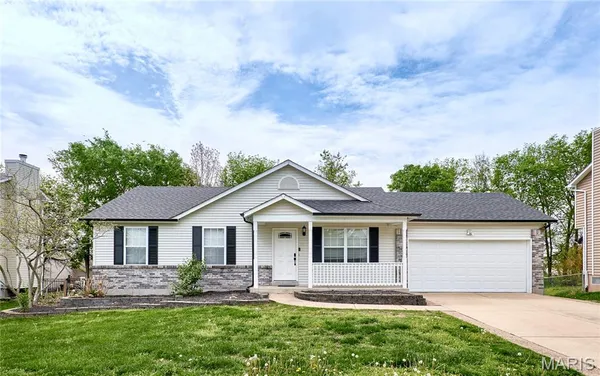$299,999 | 206 Cherrywood Parc Drive, O'Fallon, MO 63368