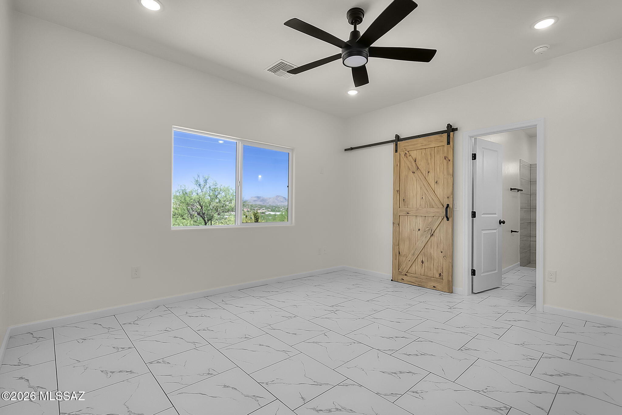 896 Via Rosamorada Rio Rico, AZ 85648 - Photo 8 of 29 Gallery Image 8