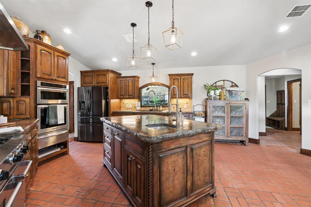 362 County Road 1170 Decatur, TX 76234 - Photo 9 of 32 Gallery Image 9