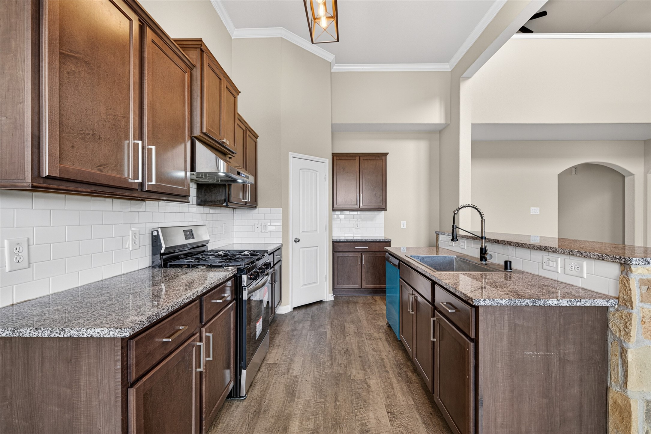 7703 Lehman Road Beasley, TX 77417 - Photo 19 of 50 Kitchen2