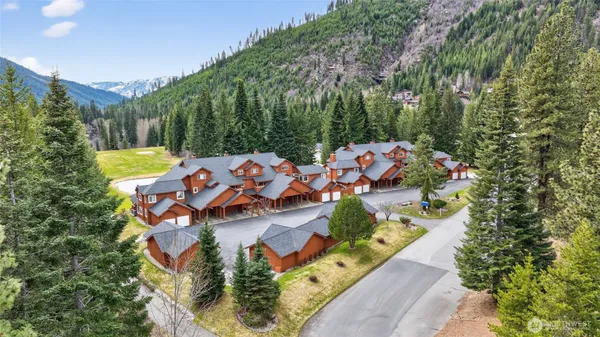$562,500 | 20701 Club House Drive, Unit 205, Leavenworth, WA 98826