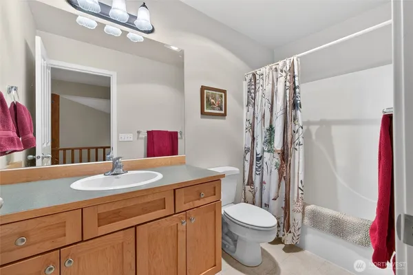 $562,500 | 20701 Club House Drive, Unit 205, Leavenworth, WA 98826