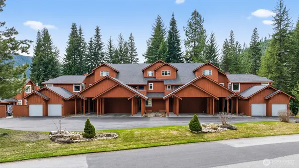 $562,500 | 20701 Club House Drive, Unit 205, Leavenworth, WA 98826