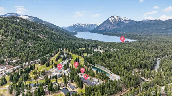 $562,500 | 20701 Club House Drive, Unit 205, Leavenworth, WA 98826