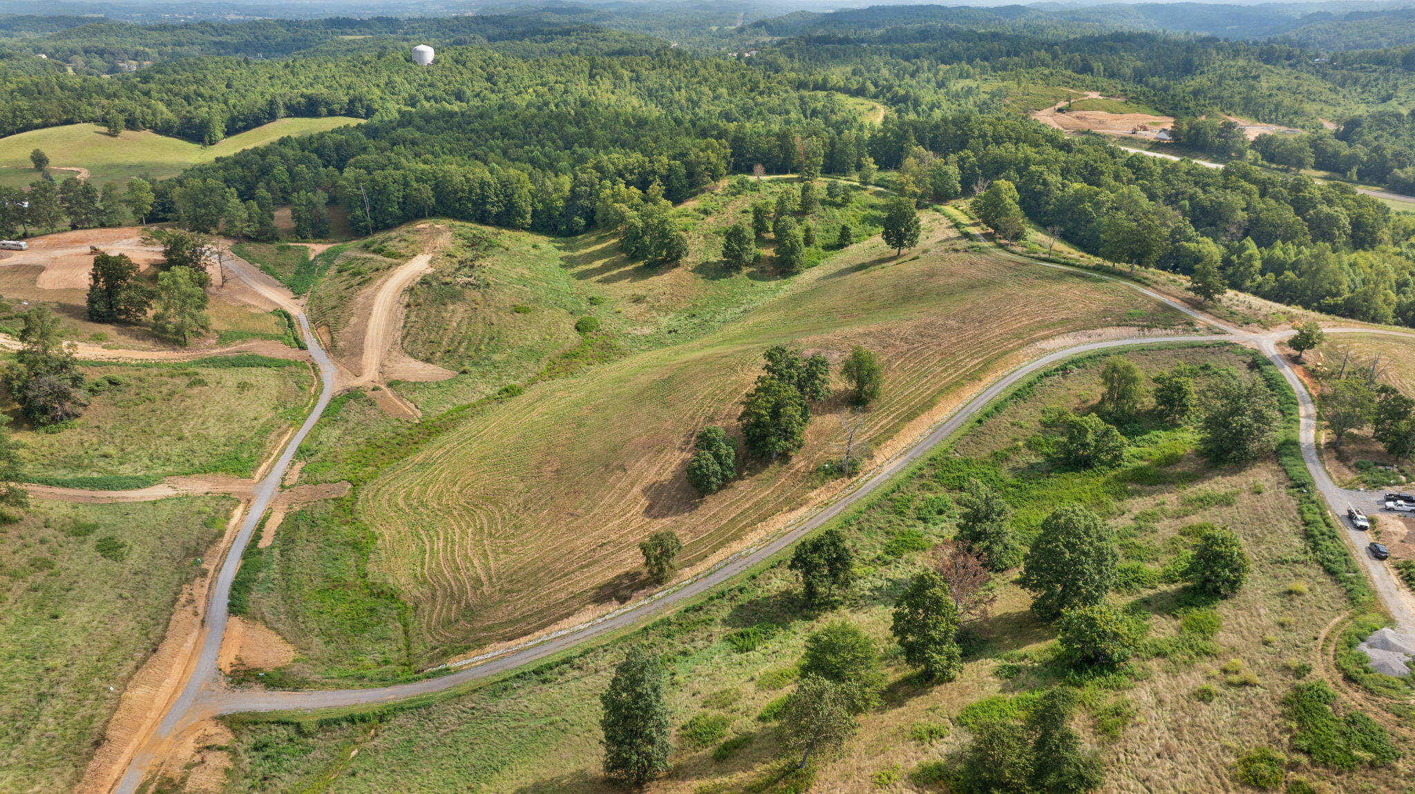 6 Pittsburg Landing Road London, KY 40741 - Photo 1 of 19 39-web-or-mls-DJI_20250808104204_0114_D
