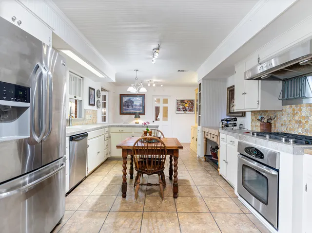 $649,900 | 1920 Marguerite Street, Bay City, TX 77414