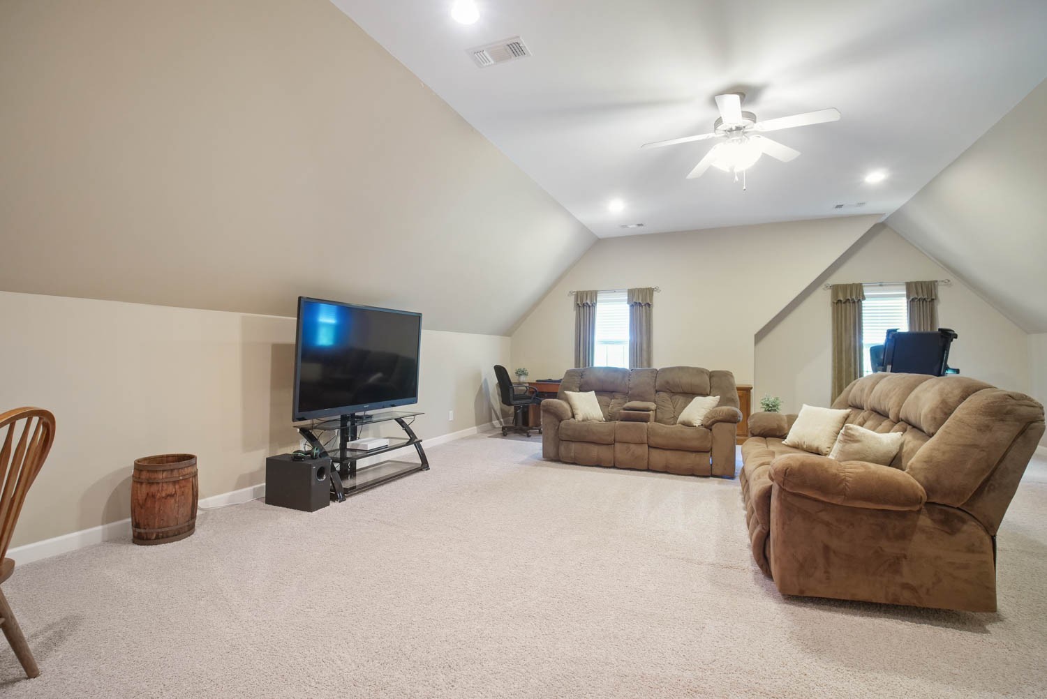 545 Sugar Flat Road Lebanon, TN 37087 - Photo 18 of 26 a living room with furniture and a flat screen tv